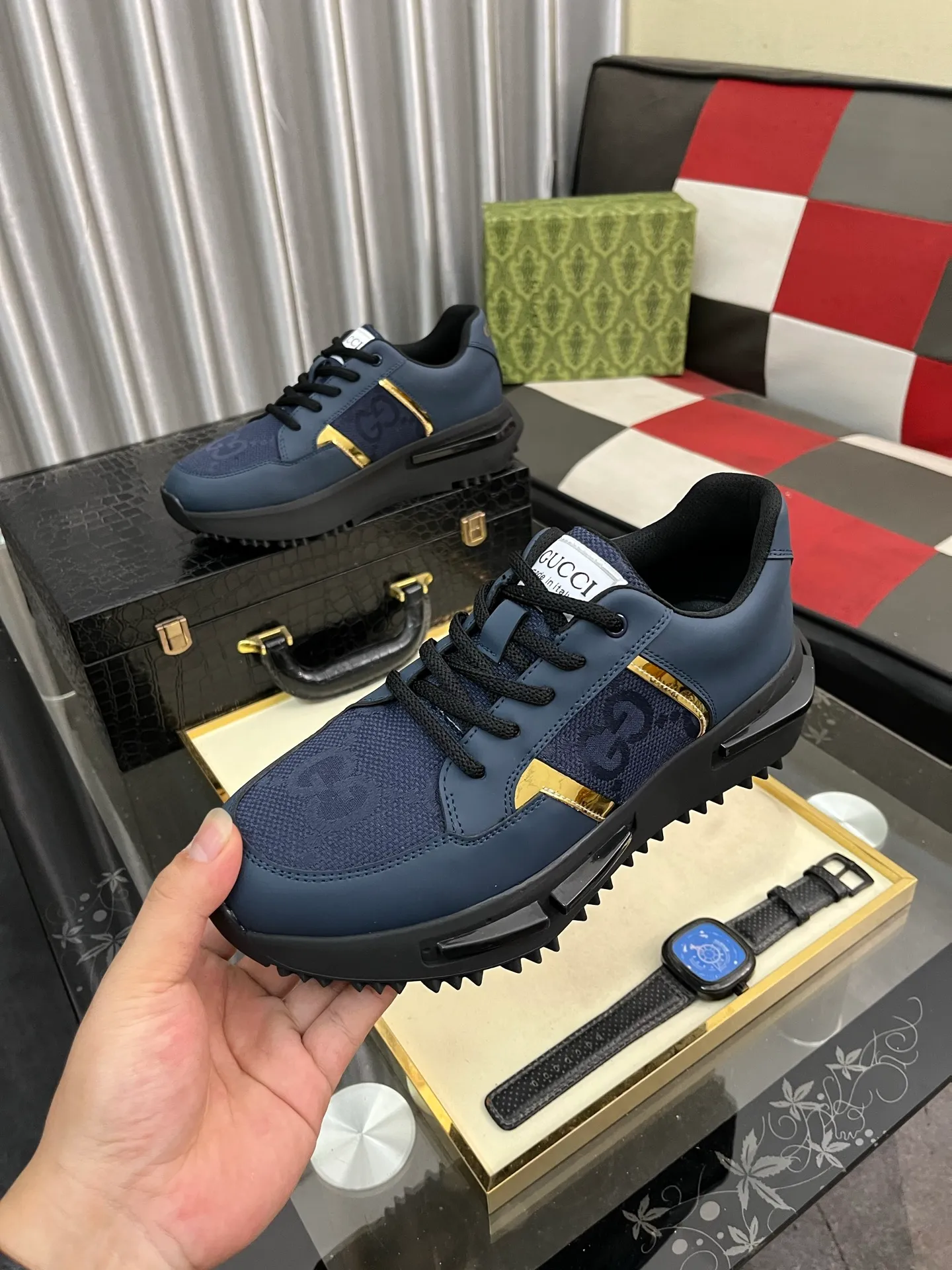 Men's Men's Shoes 💰458⌚️⌚️【GUCCI】Gucci men's latest white shoe series casual shoes! The official website is built 1:1. Upper: Made of imported cowhide, with electric embroidery ➕Inner lining: Made of high-quality first-layer pigskin, soft and comfortable. Picky material selection and exquisite workmanship give you the best enjoyment. Size: 38-44 yards, 4️⃣ colors available.